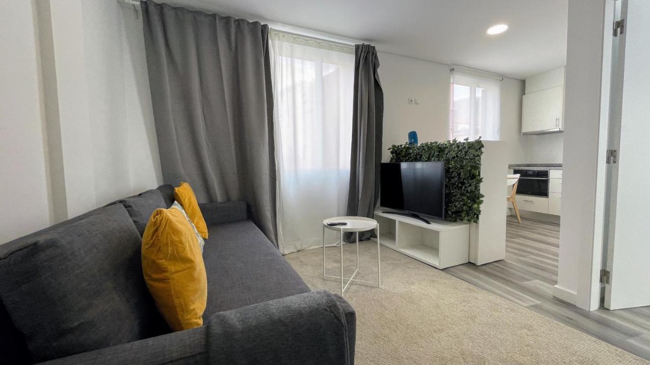 Apartamento Mercado Dos Lavradores - Fucnhal City Center 푼샬 외부 사진